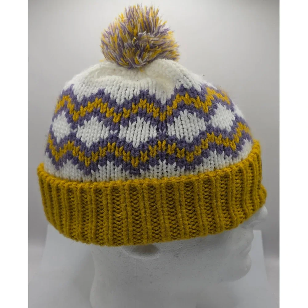 Genuine‎ John Deere Knit Beanie Winter Hat Pom Pom Yellow Purple